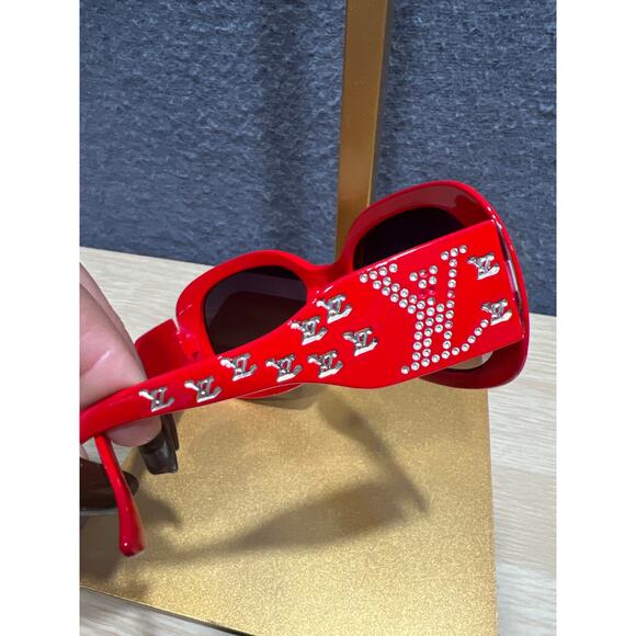 Fashion Women Retro Rhinestone With LV Initials Sunglasses Red - Picture 7 of 10